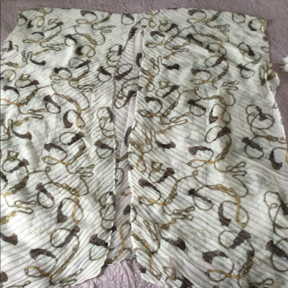 White sheer pleated kimono coverup, horsebit print - Picture 2 of 5